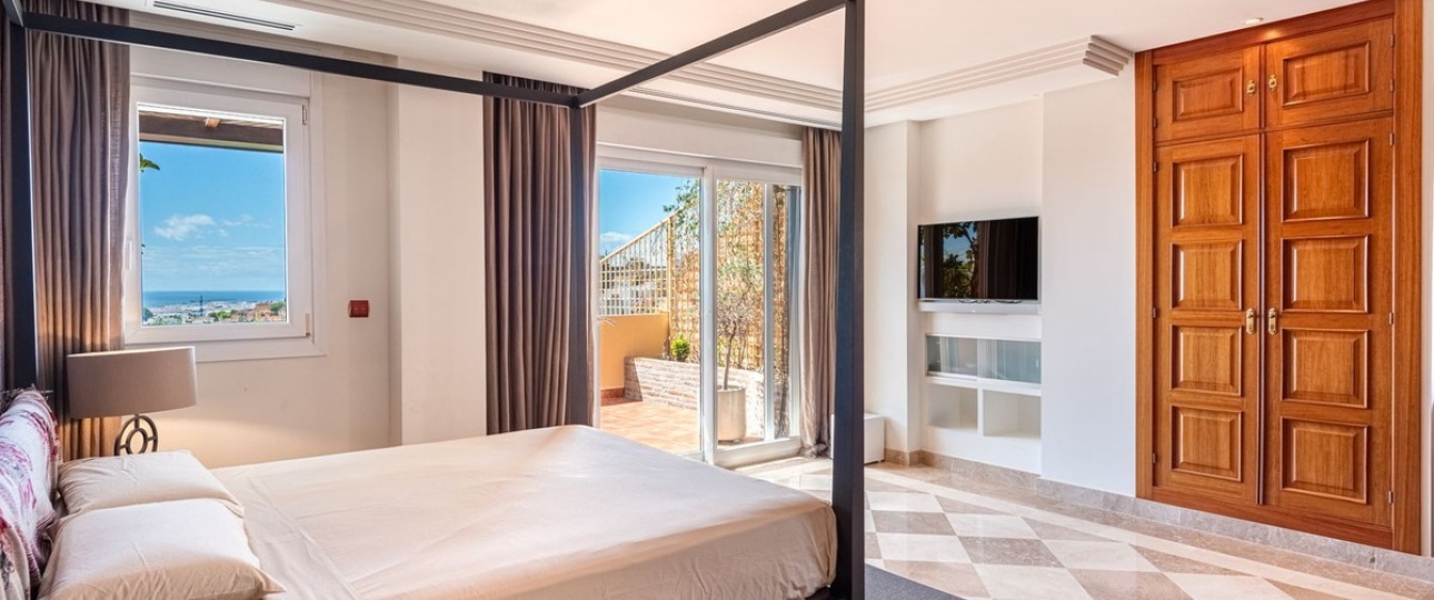 Resale - apartment - Marbella - Nueva Andalucía