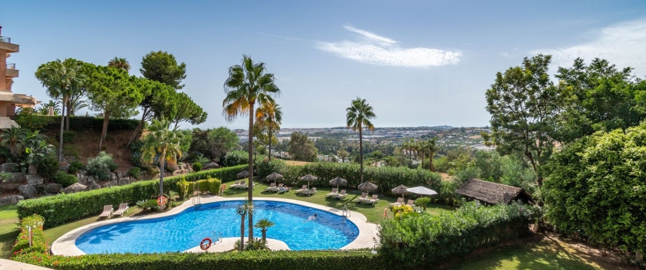 Resale - apartment - Marbella - Nueva Andalucía