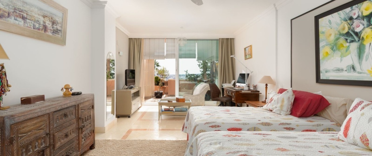 Resale - apartment - Marbella - Nueva Andalucía