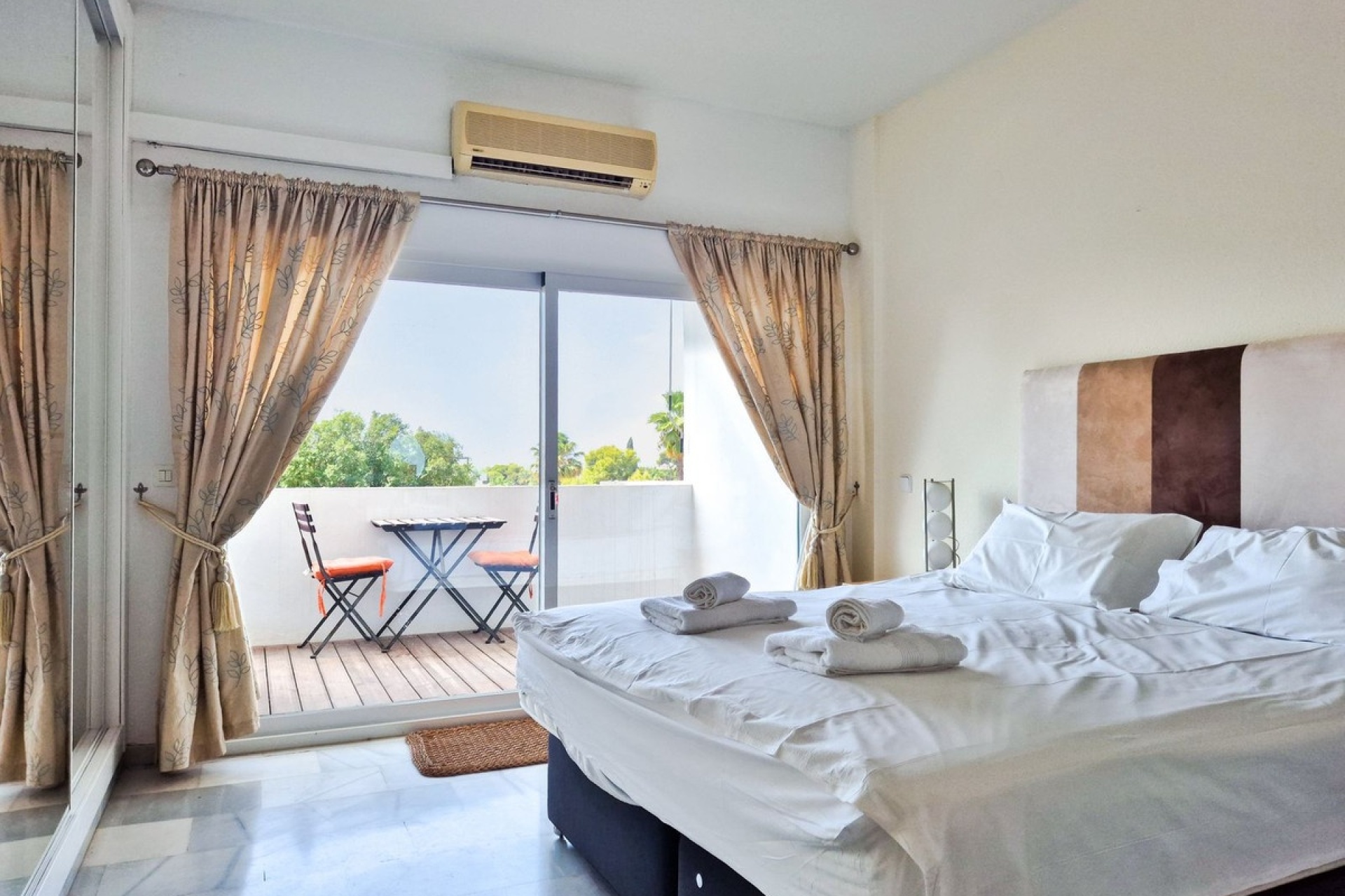 Resale - apartment - Marbella - Nueva Andalucía