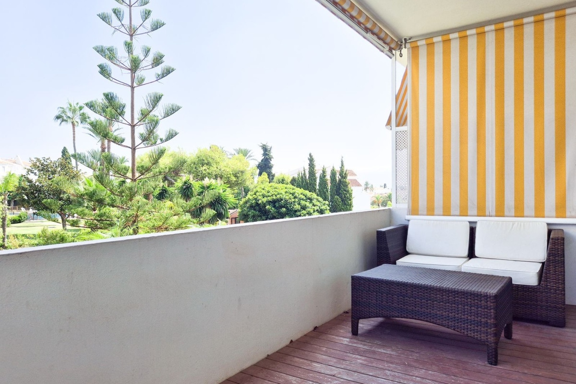 Resale - apartment - Marbella - Nueva Andalucía
