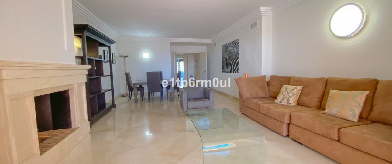 Resale - apartment - Marbella - Nueva Andalucía