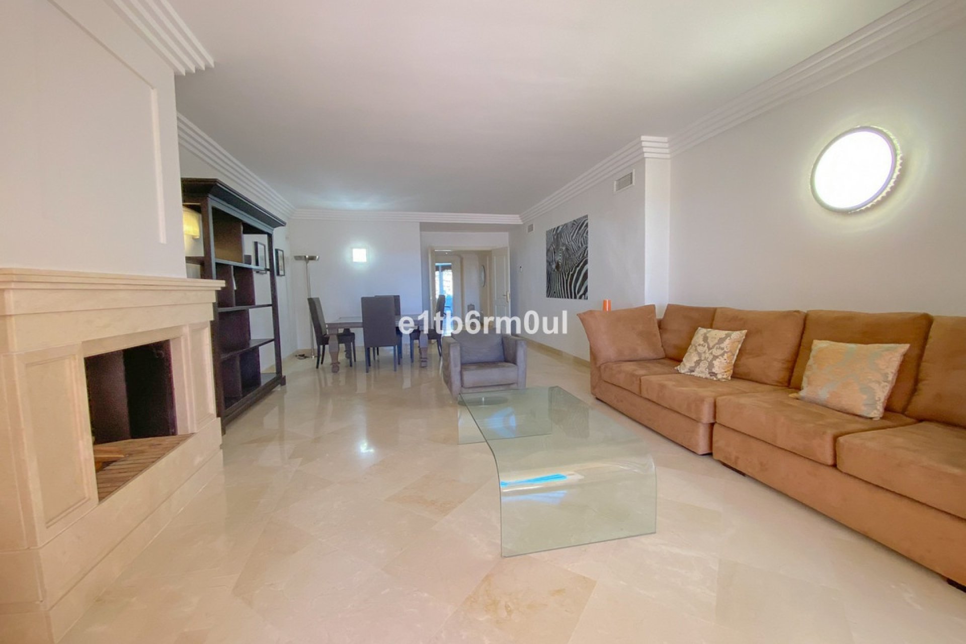 Resale - apartment - Marbella - Nueva Andalucía