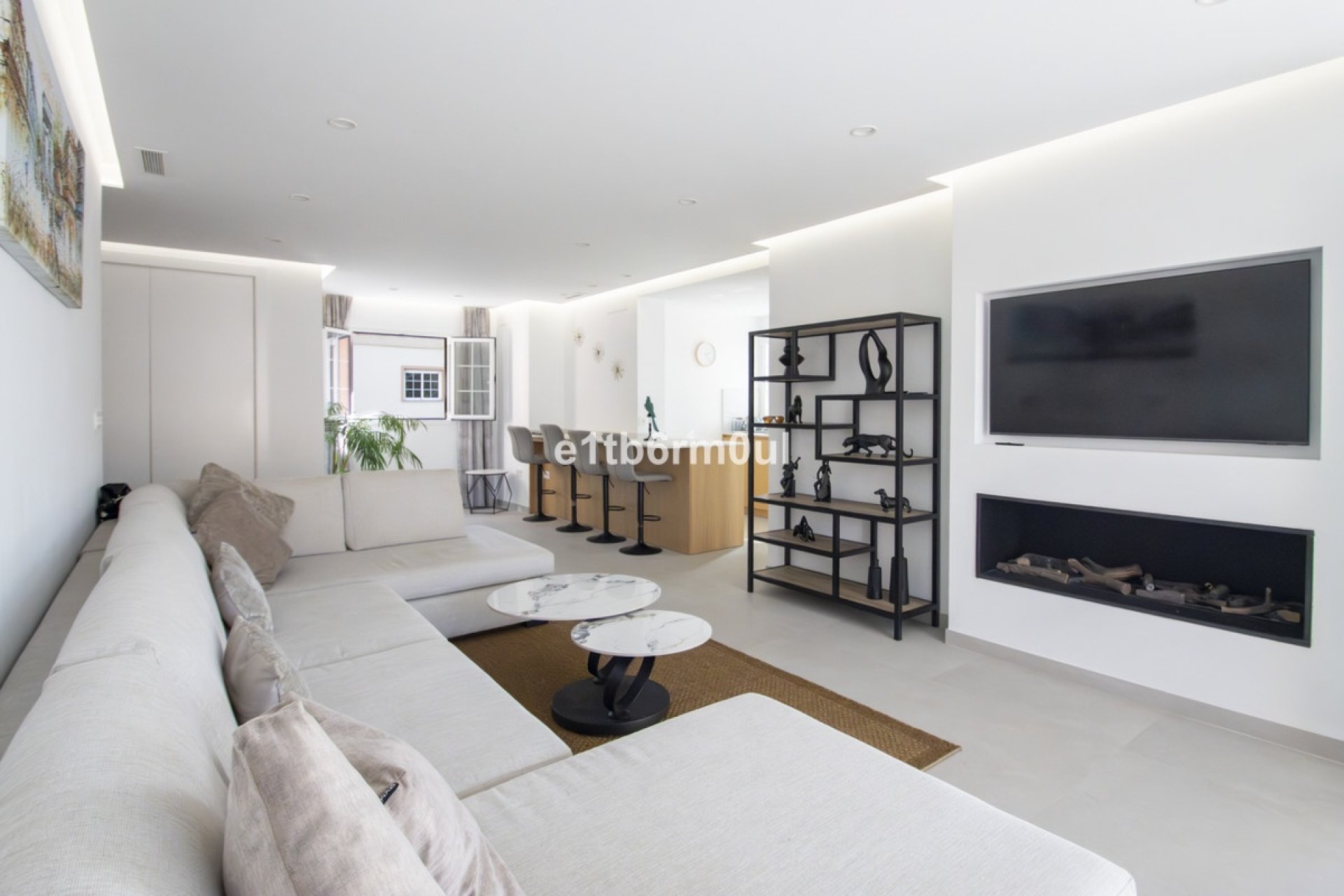 Resale - apartment - Marbella - Nueva Andalucía