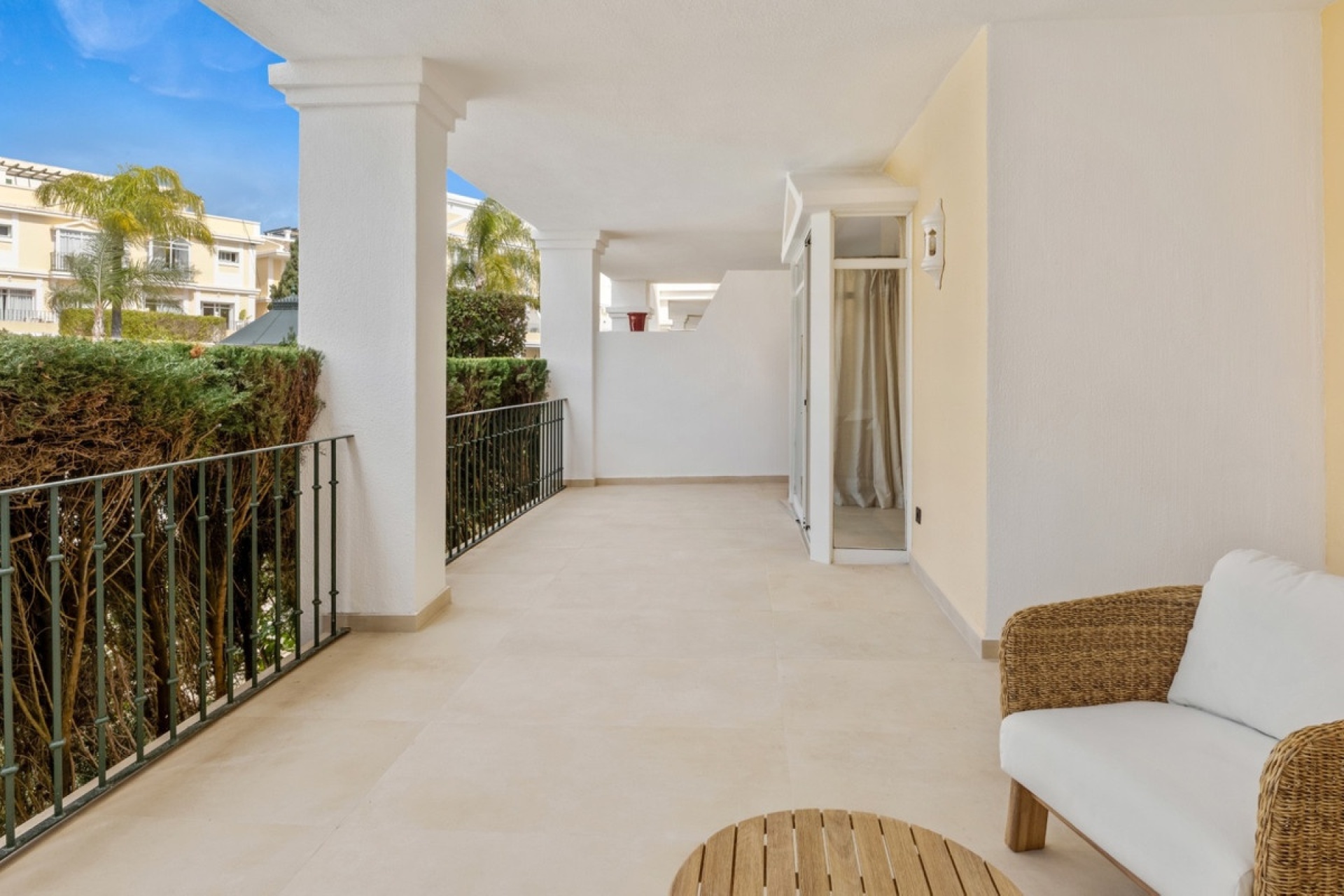 Resale - apartment - Marbella - Nueva Andalucía