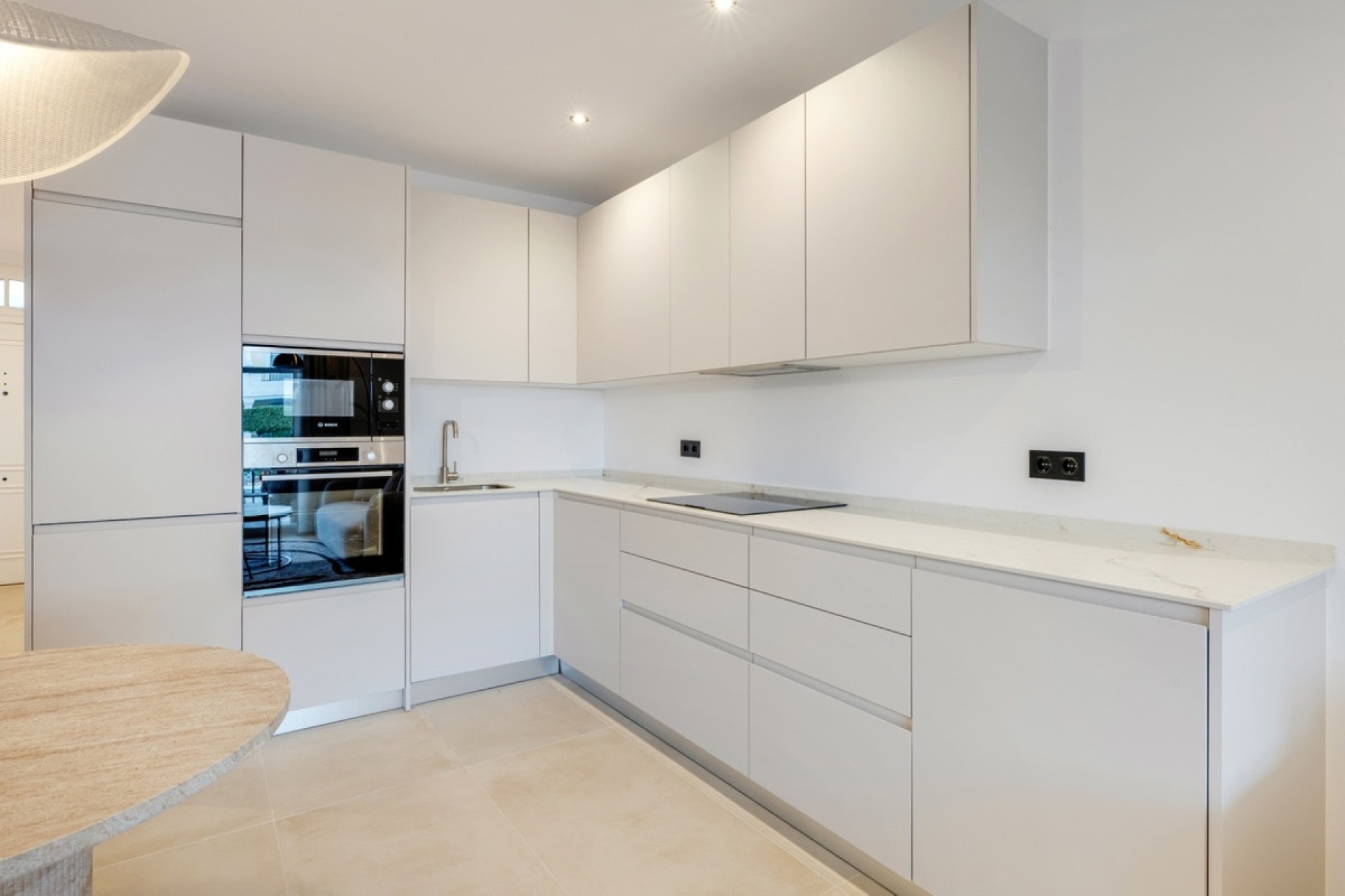 Resale - apartment - Marbella - Nueva Andalucía