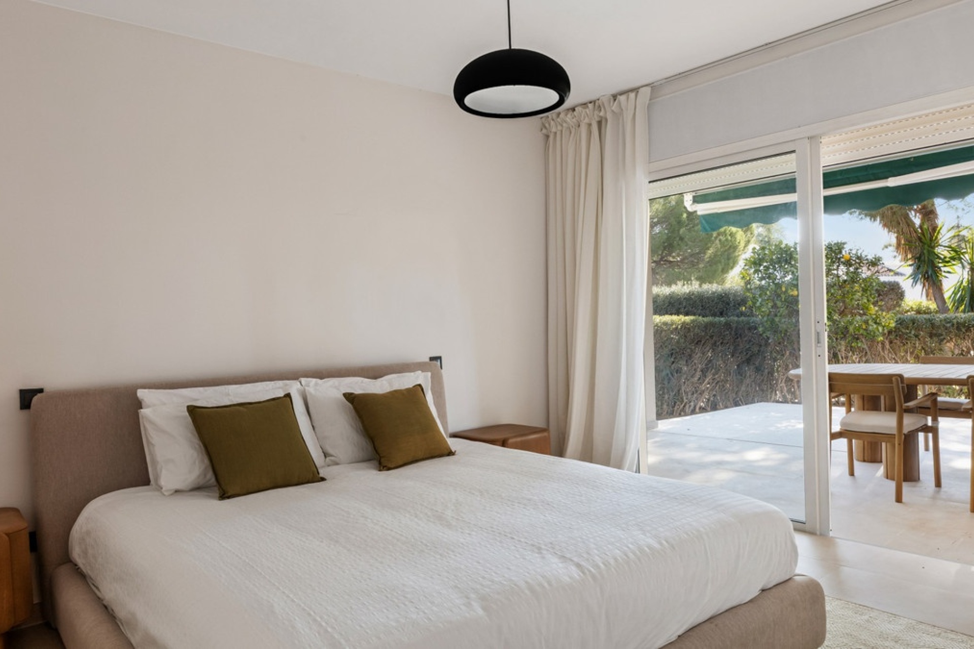 Resale - apartment - Marbella - Nueva Andalucía