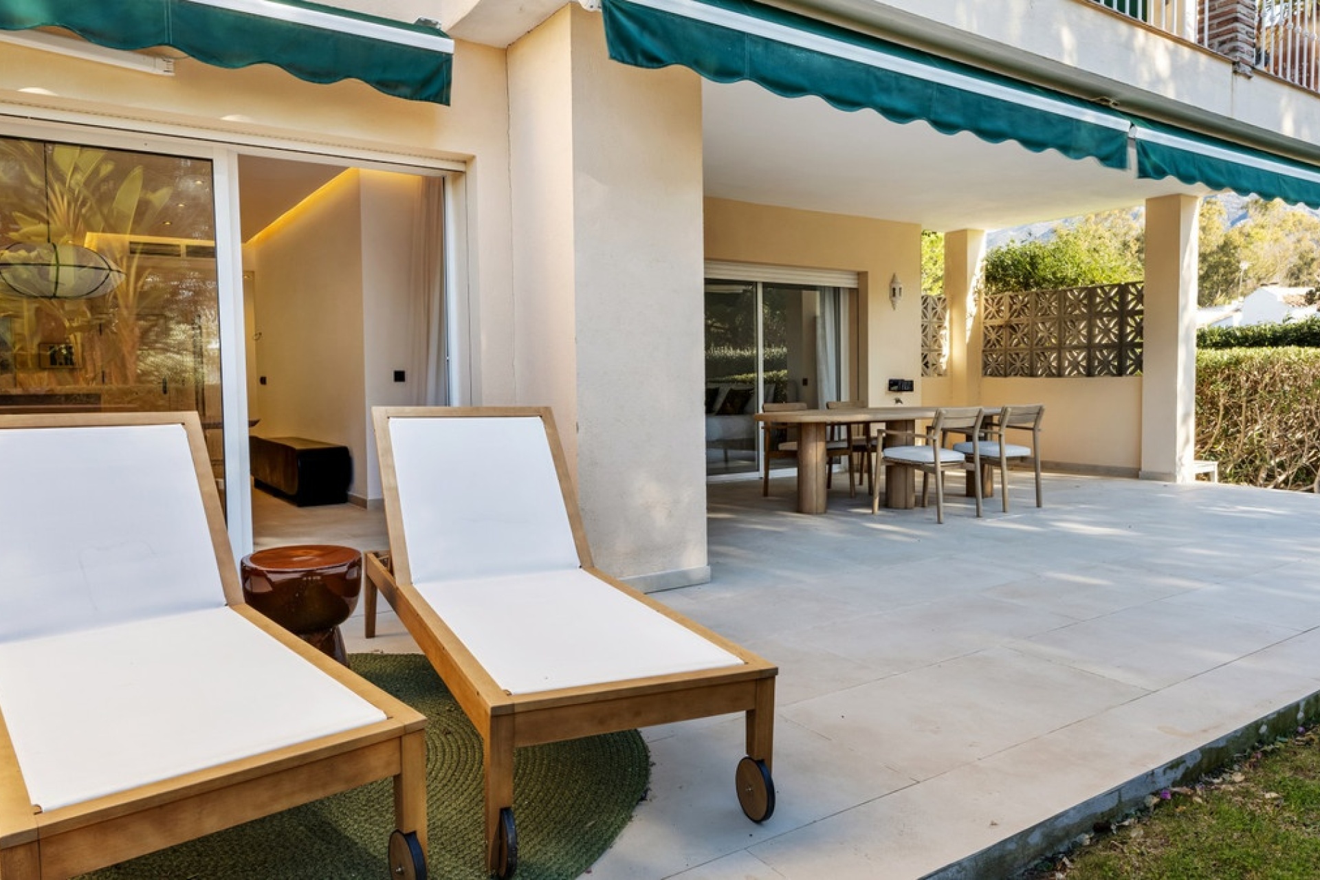 Resale - apartment - Marbella - Nueva Andalucía
