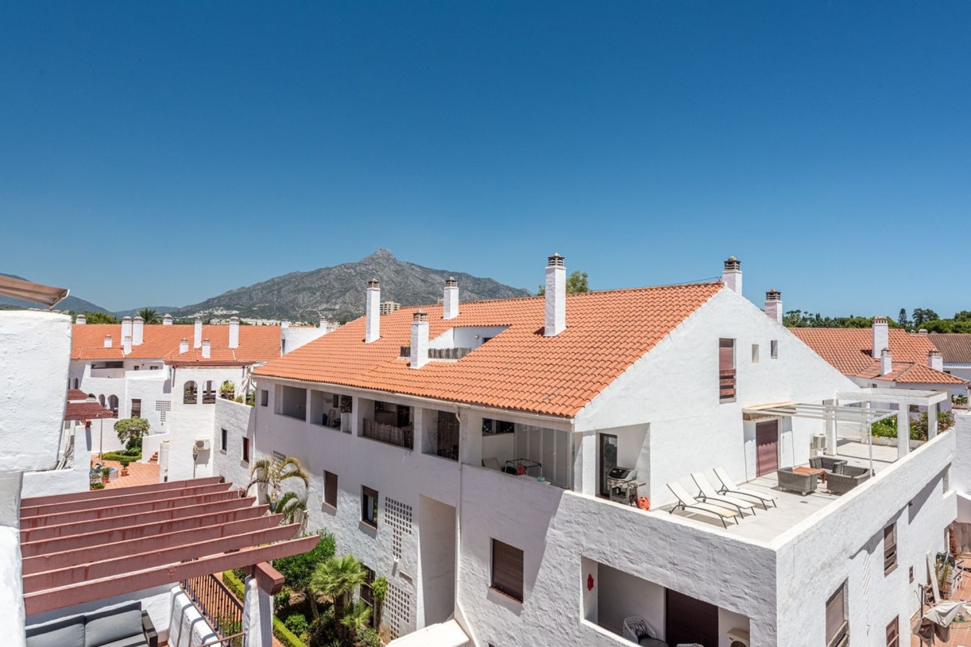 Resale - apartment - Marbella - Nueva Andalucía