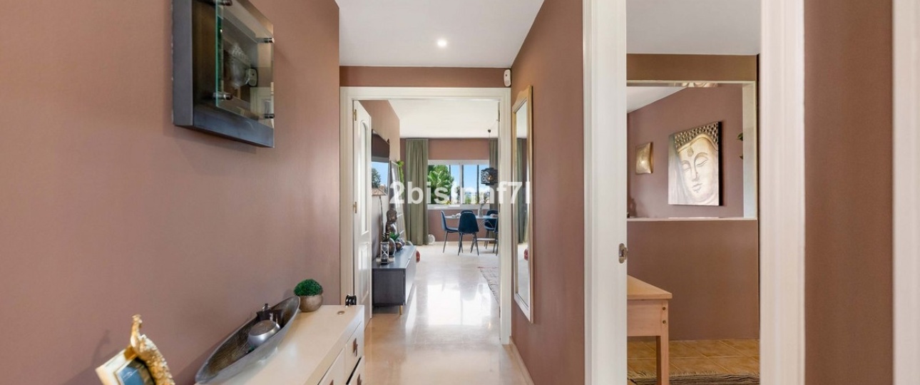 Resale - apartment - Marbella - Nueva Andalucía