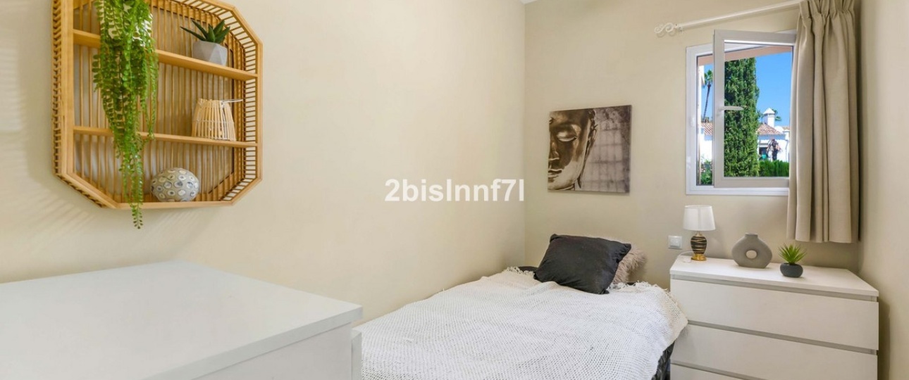Resale - apartment - Marbella - Nueva Andalucía