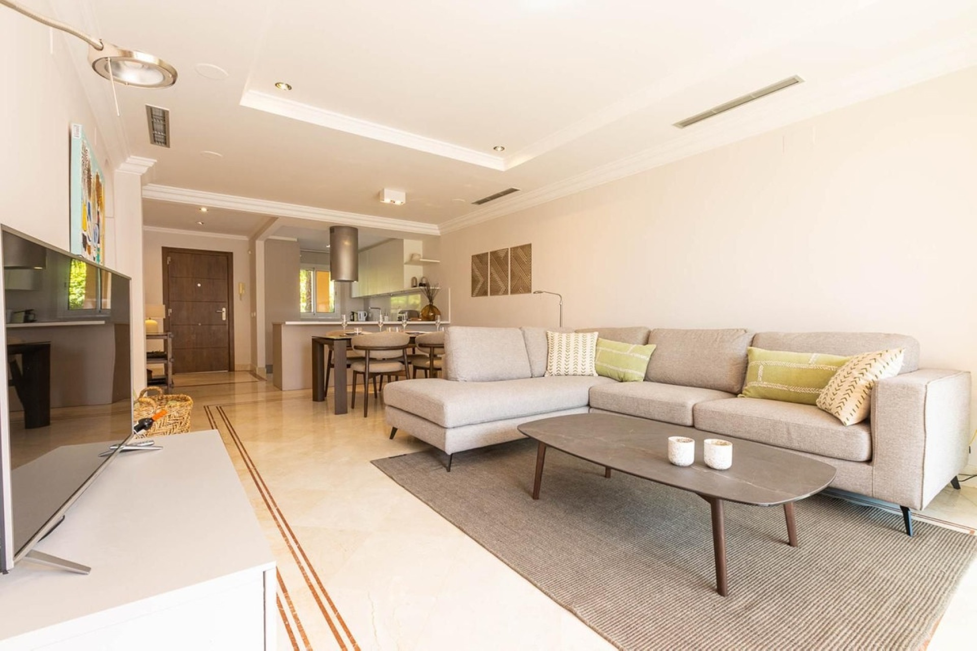 Resale - apartment - Marbella - Nueva Andalucía