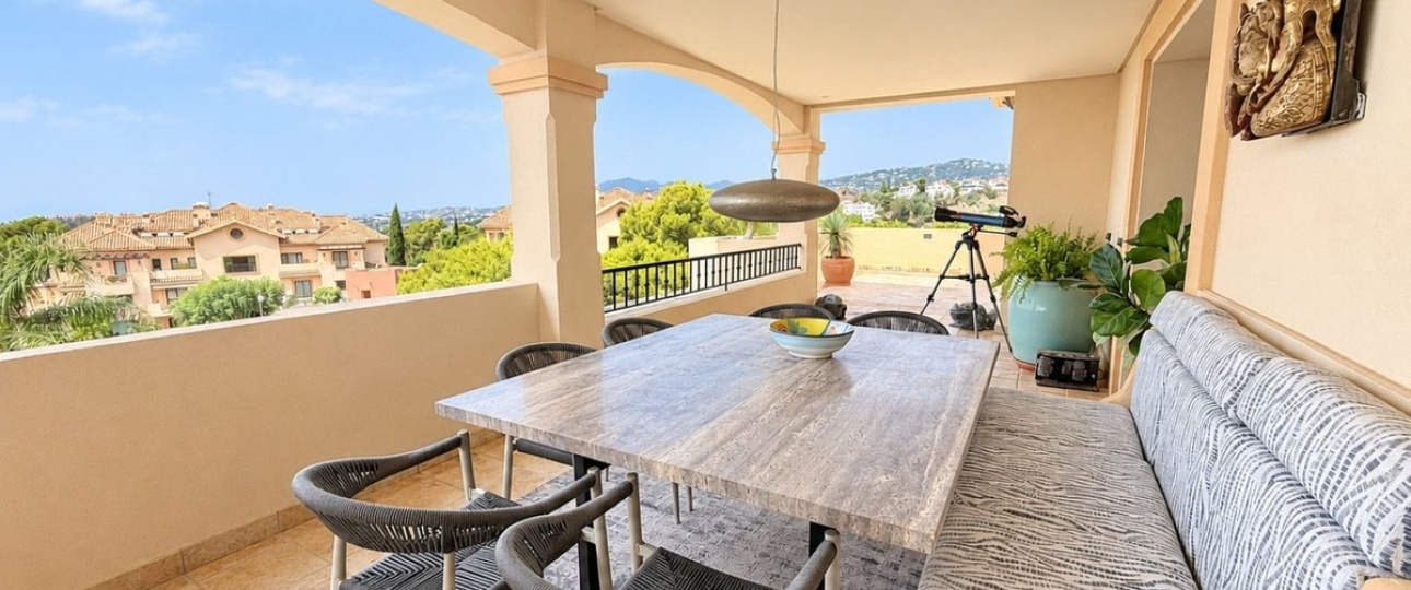Resale - apartment - Marbella - Nueva Andalucía