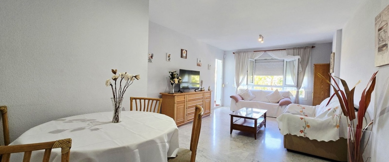 Resale - apartment - Marbella - Nueva Andalucía
