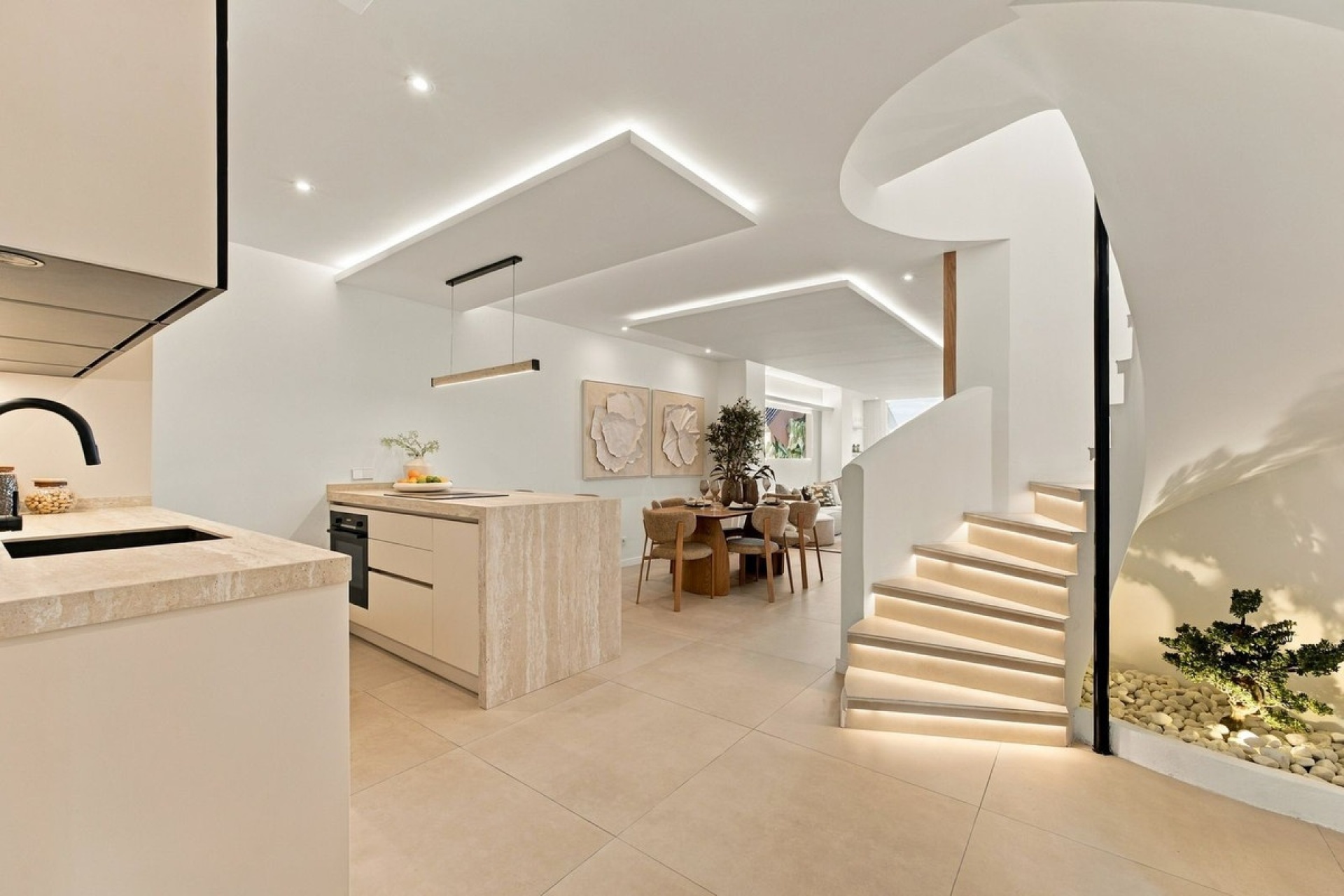 Resale - apartment - Marbella - Nueva Andalucía