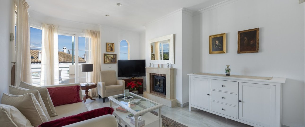 Resale - apartment - Marbella - Nueva Andalucía