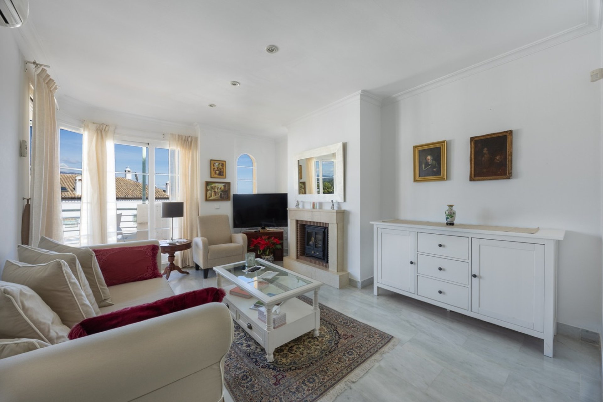 Resale - apartment - Marbella - Nueva Andalucía