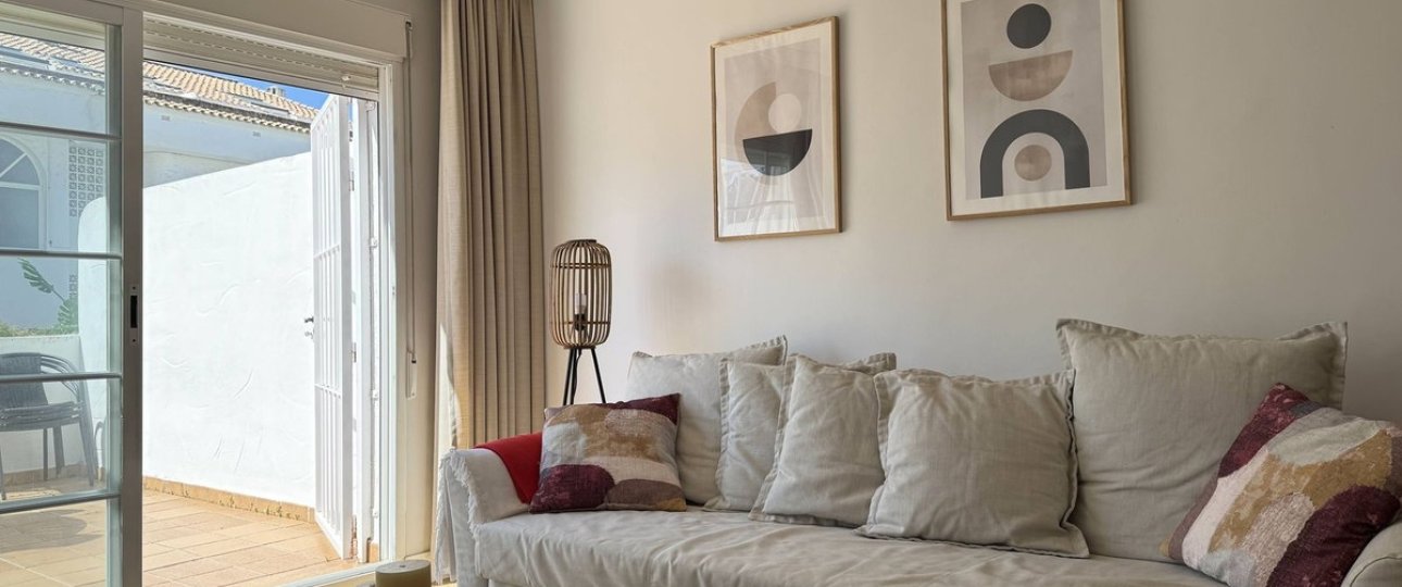 Resale - apartment - Marbella - Nueva Andalucía