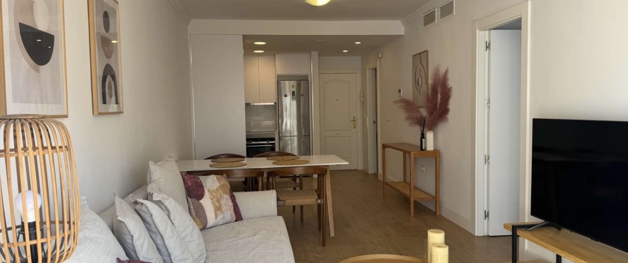 Resale - apartment - Marbella - Nueva Andalucía