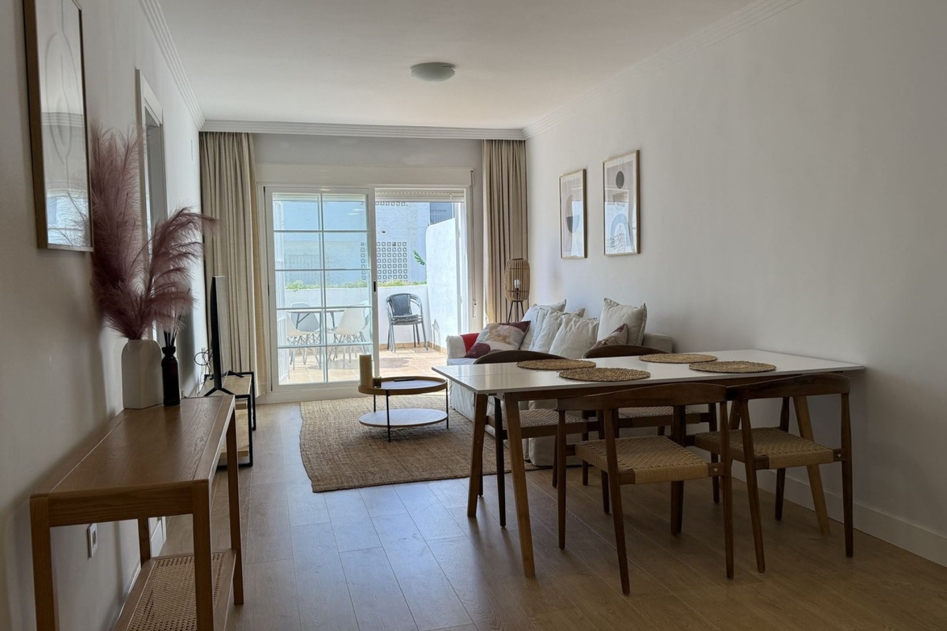 Resale - apartment - Marbella - Nueva Andalucía