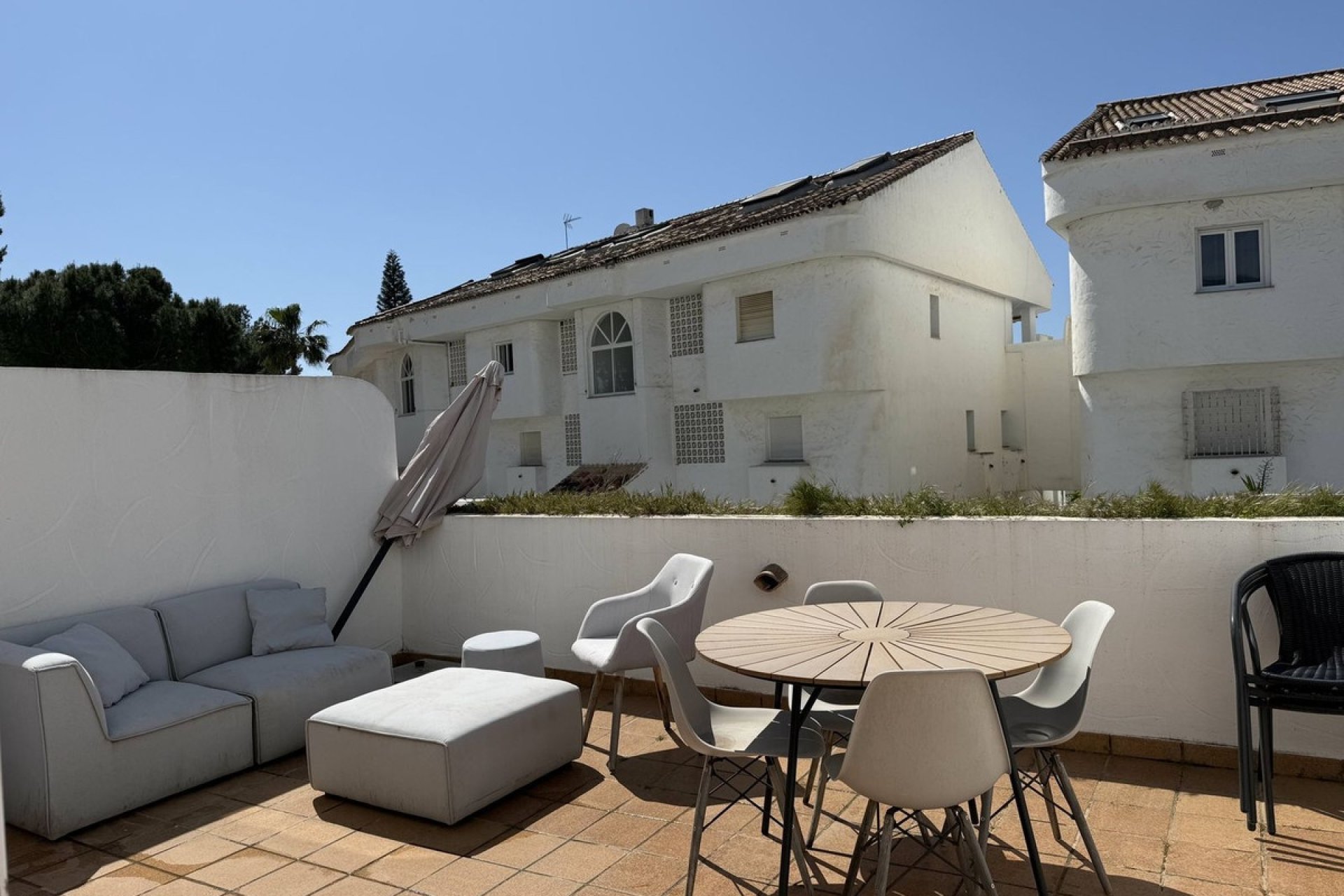 Resale - apartment - Marbella - Nueva Andalucía