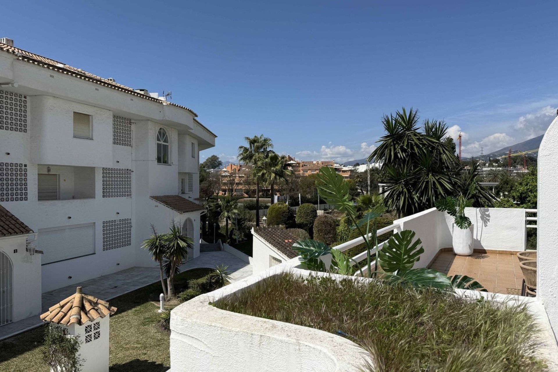 Resale - apartment - Marbella - Nueva Andalucía