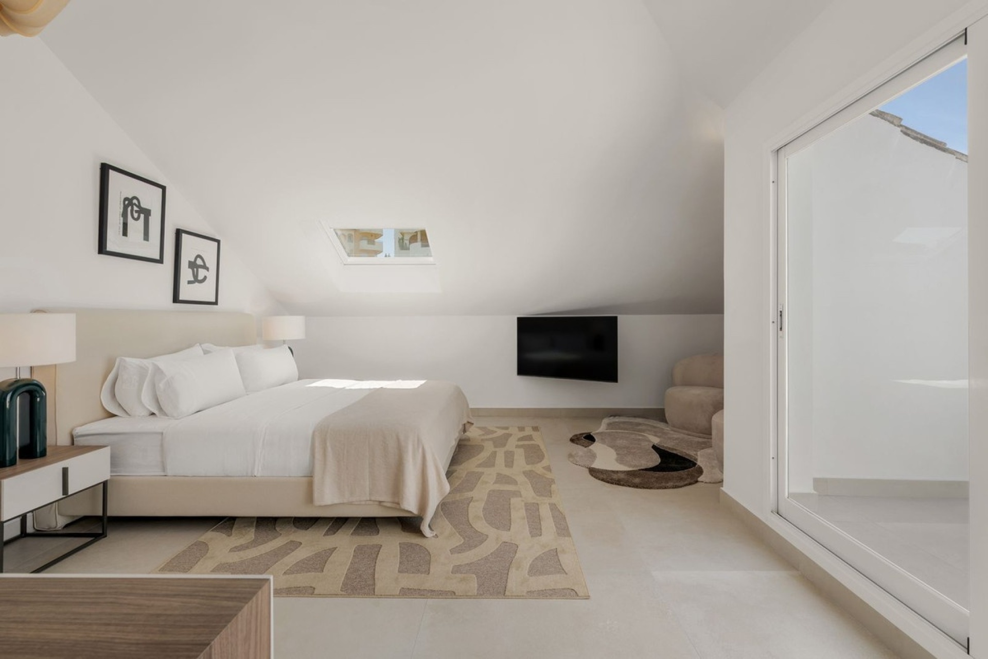 Resale - apartment - Marbella - Nueva Andalucía