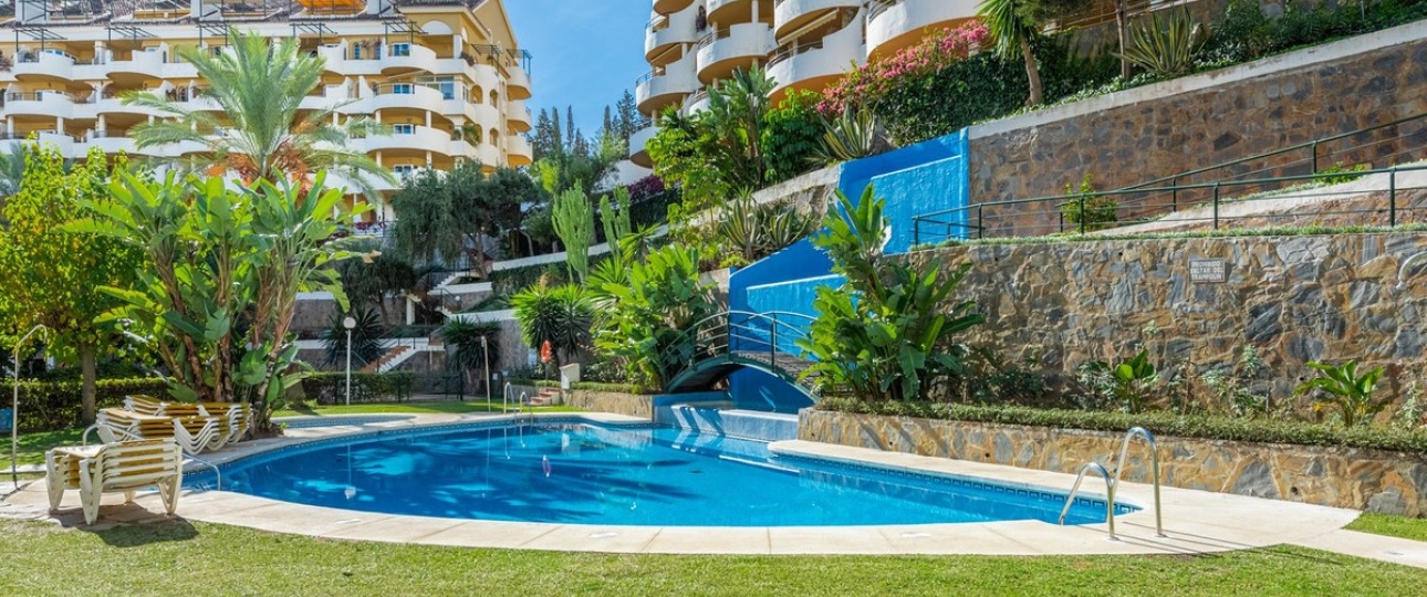 Resale - apartment - Marbella - Nueva Andalucía