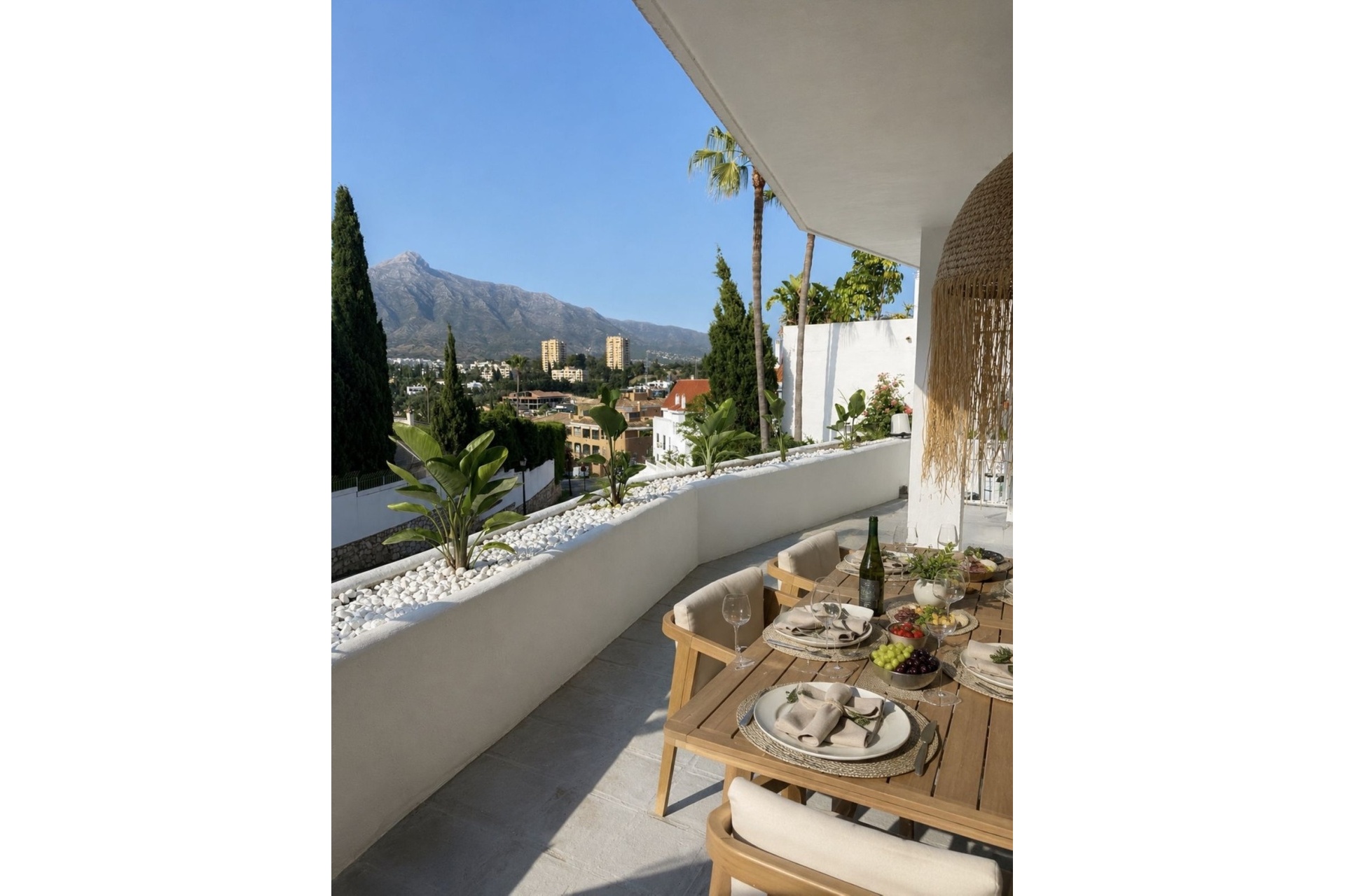 Resale - apartment - Marbella - Nueva Andalucía