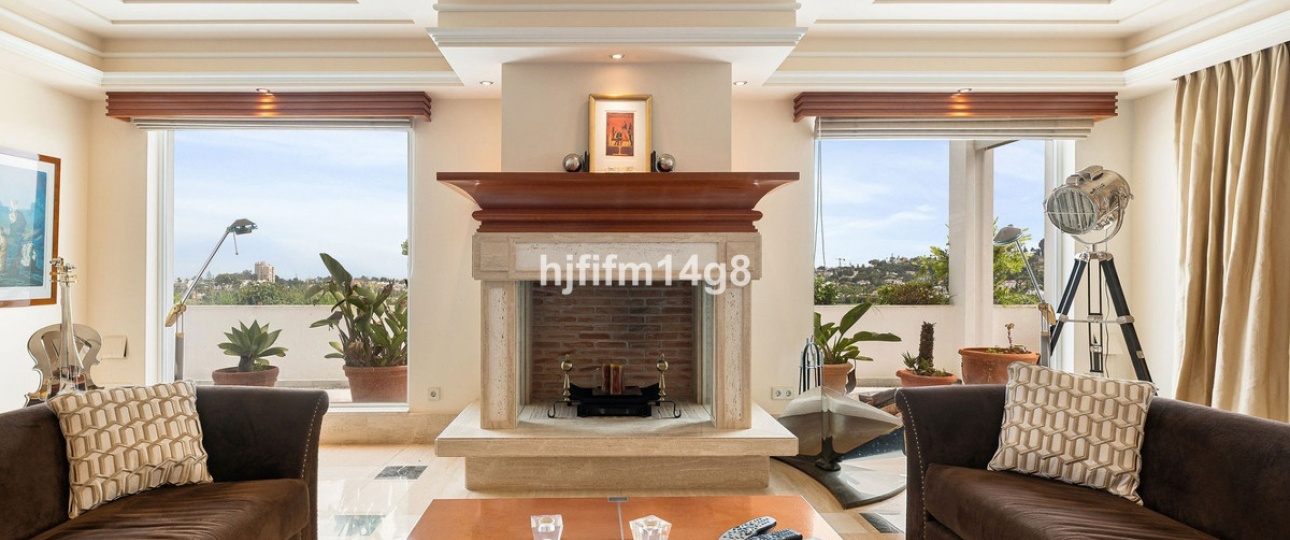Resale - apartment - Marbella - Nueva Andalucía