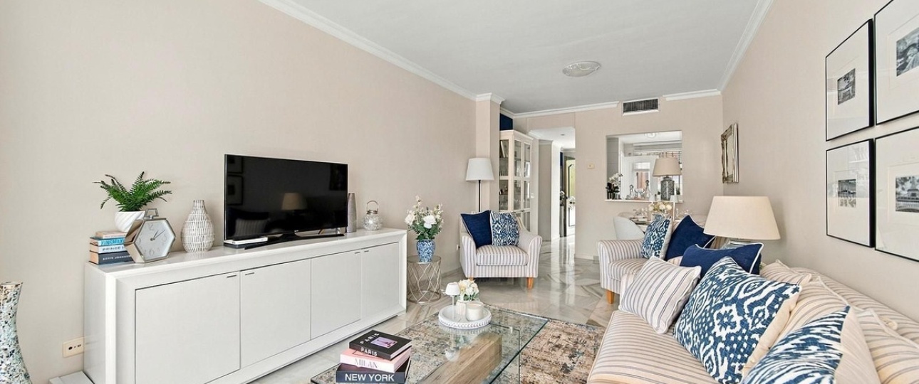 Resale - apartment - Marbella - Nueva Andalucía