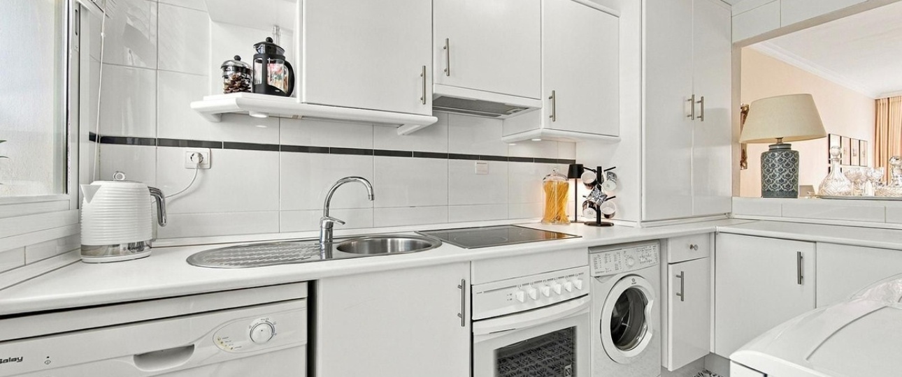 Resale - apartment - Marbella - Nueva Andalucía