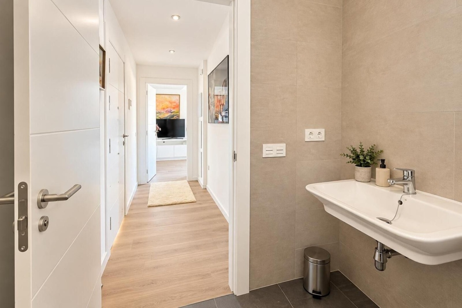 Resale - apartment - Marbella - Nueva Andalucía