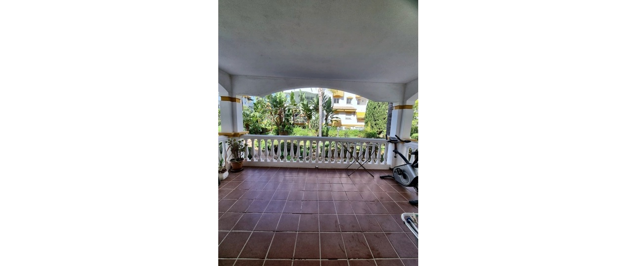 Resale - apartment - Marbella - Nueva Andalucía