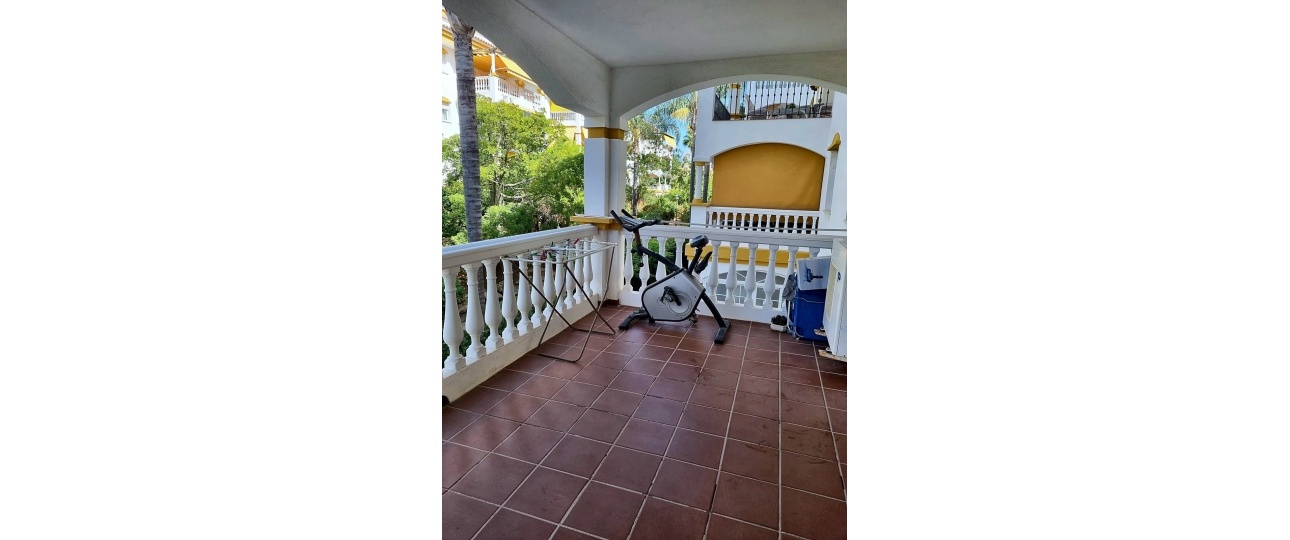 Resale - apartment - Marbella - Nueva Andalucía