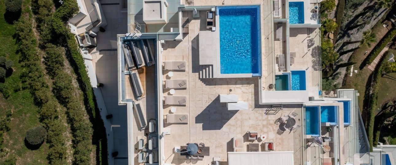 Resale - apartment - Marbella - Nueva Andalucía