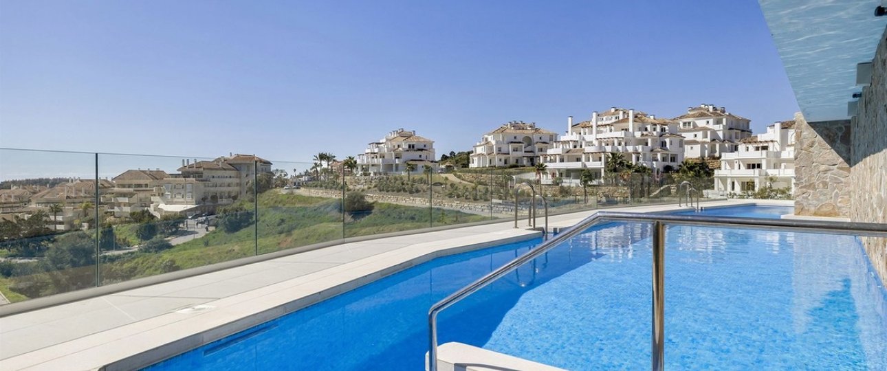 Resale - apartment - Marbella - Nueva Andalucía