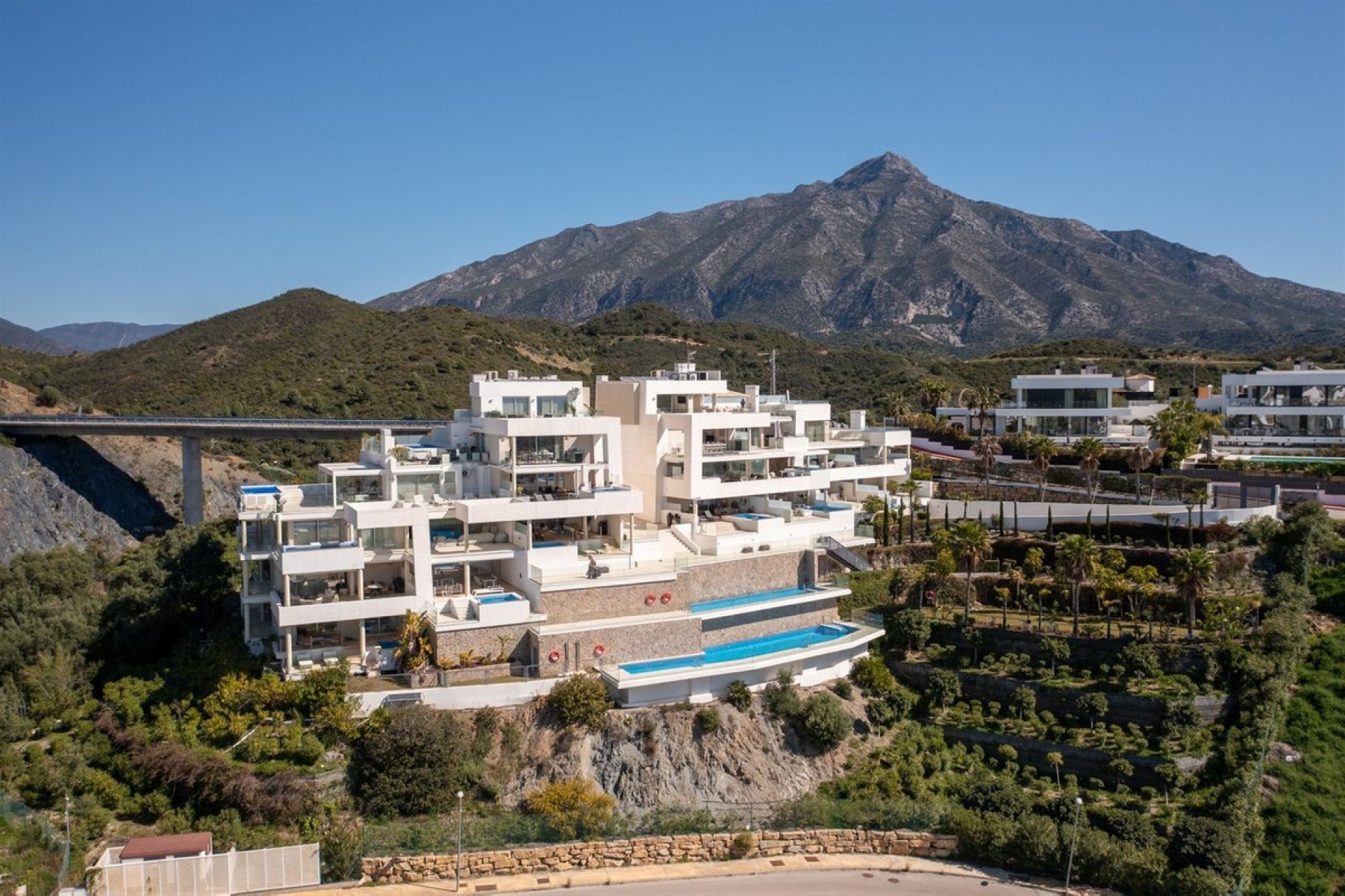 Resale - apartment - Marbella - Nueva Andalucía