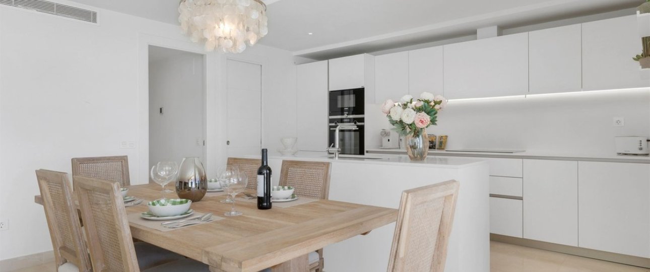 Resale - apartment - Marbella - Nueva Andalucía