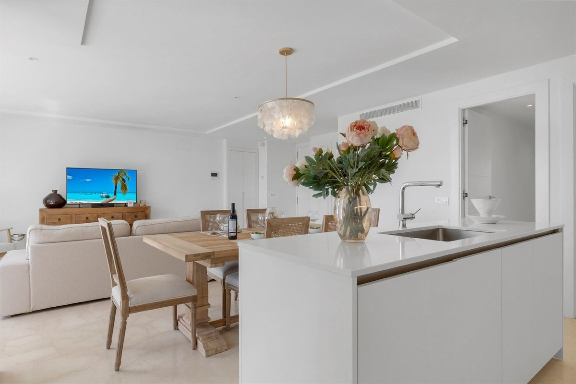 Resale - apartment - Marbella - Nueva Andalucía