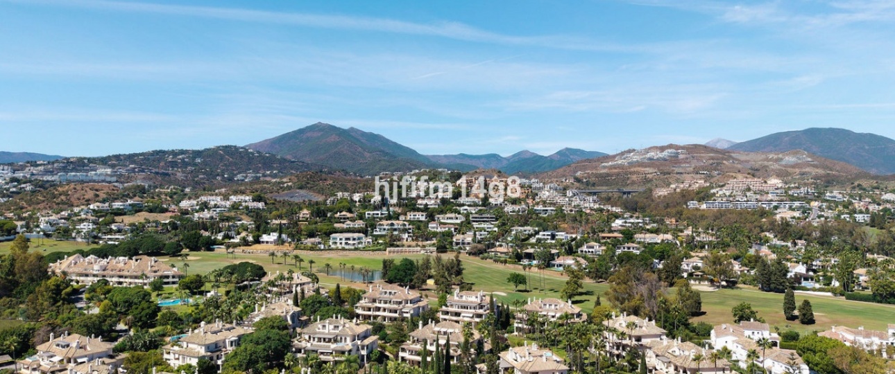 Resale - apartment - Marbella - Nueva Andalucía