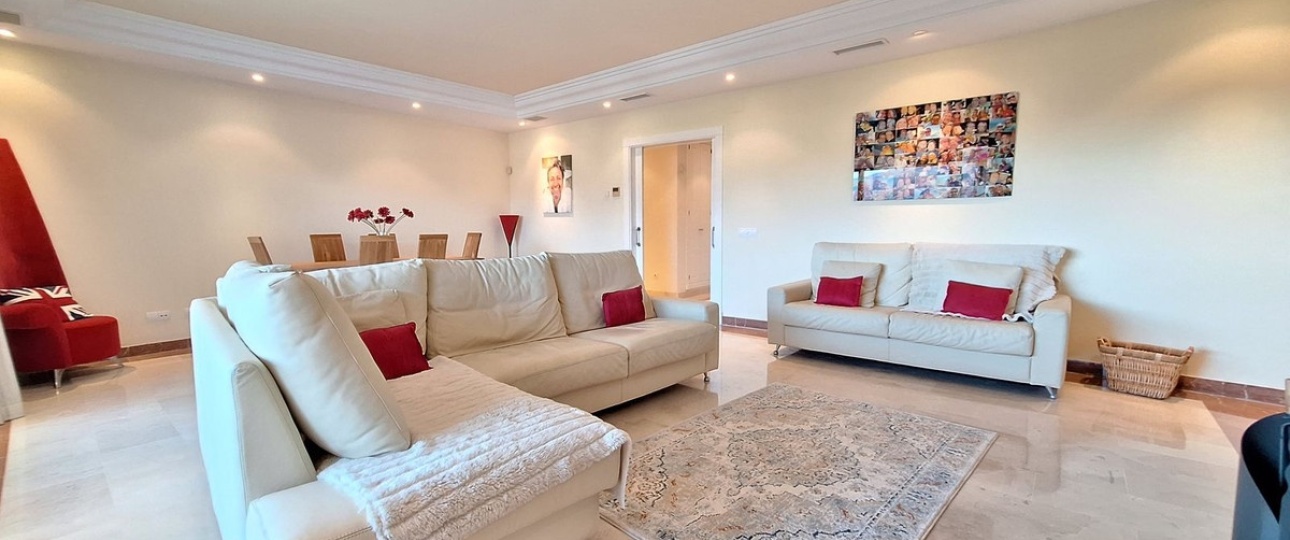 Resale - apartment - Marbella - Nueva Andalucía