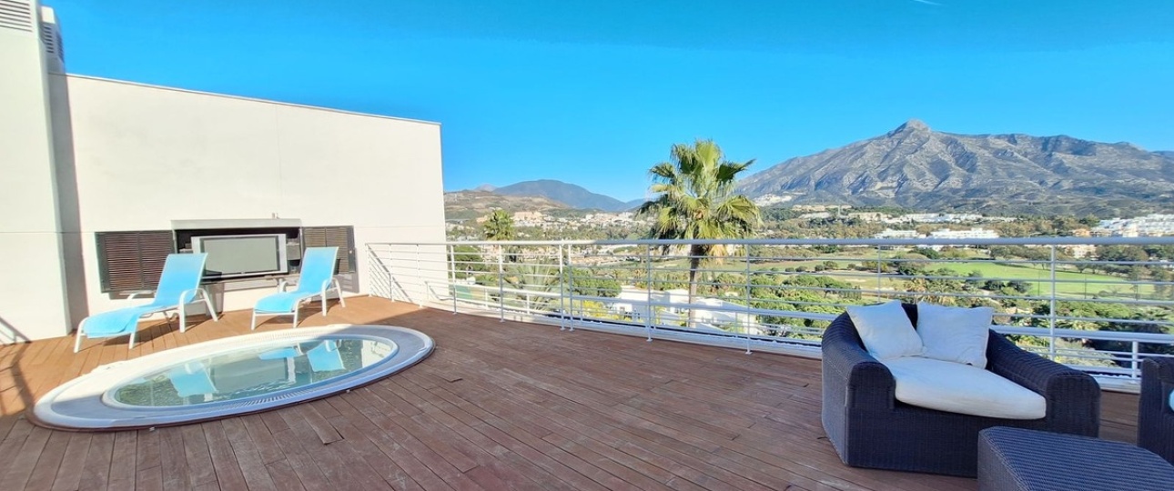 Resale - apartment - Marbella - Nueva Andalucía