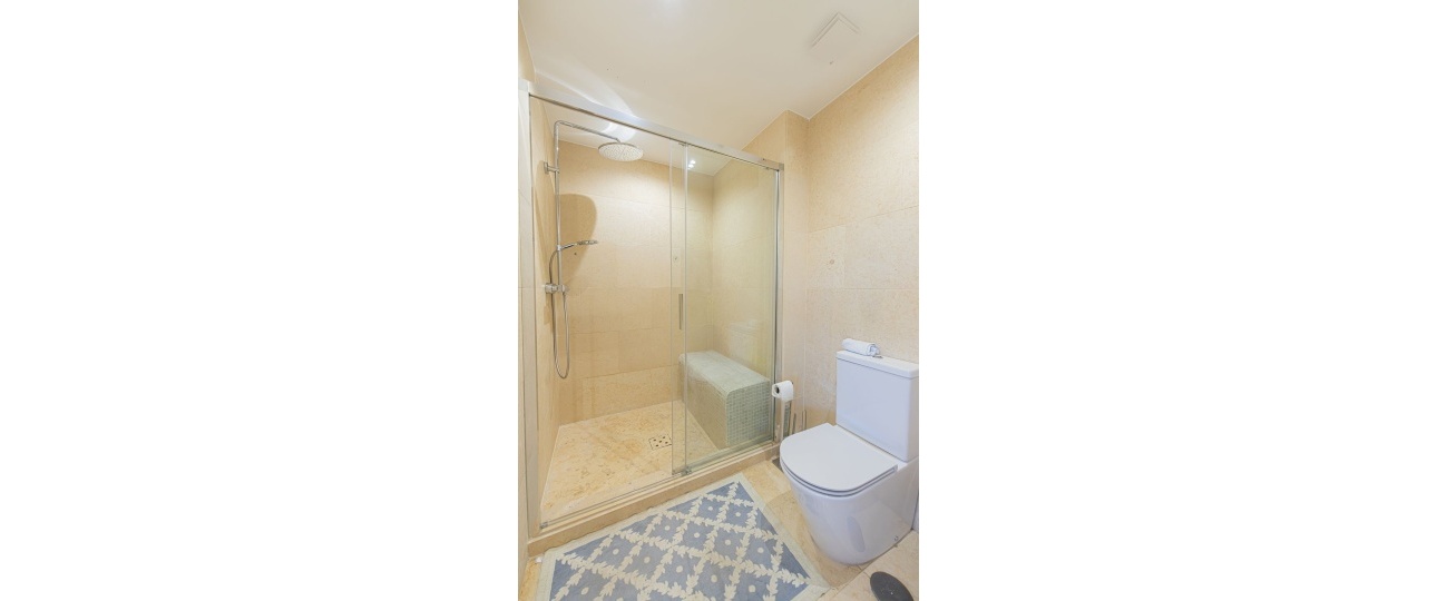 Resale - apartment - Marbella - Nueva Andalucía