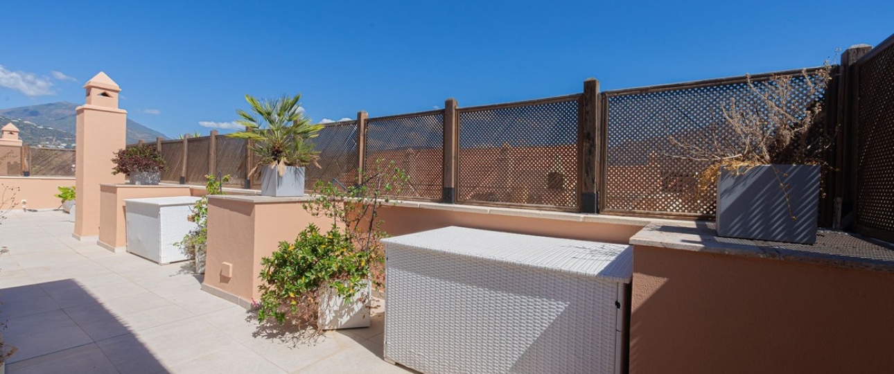 Resale - apartment - Marbella - Nueva Andalucía