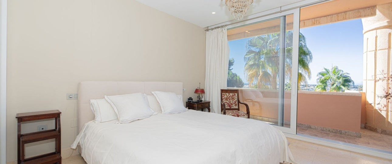 Resale - apartment - Marbella - Nueva Andalucía