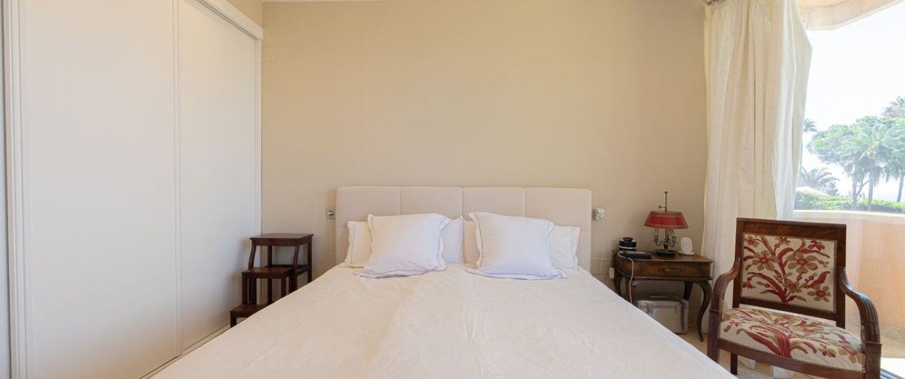 Resale - apartment - Marbella - Nueva Andalucía