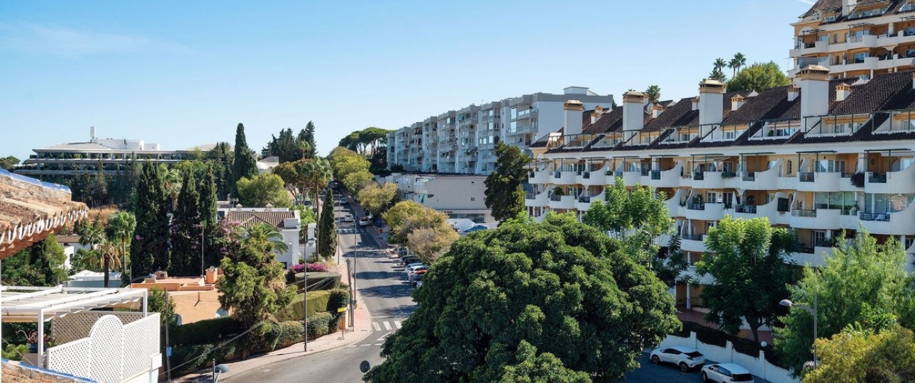 Resale - apartment - Marbella - Nueva Andalucía