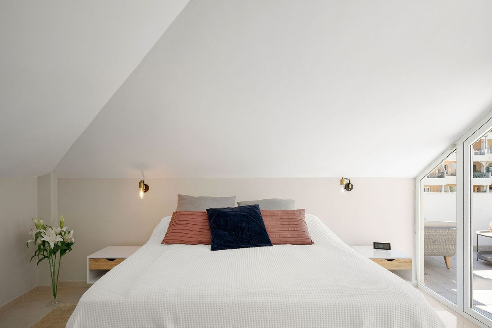 Resale - apartment - Marbella - Nueva Andalucía