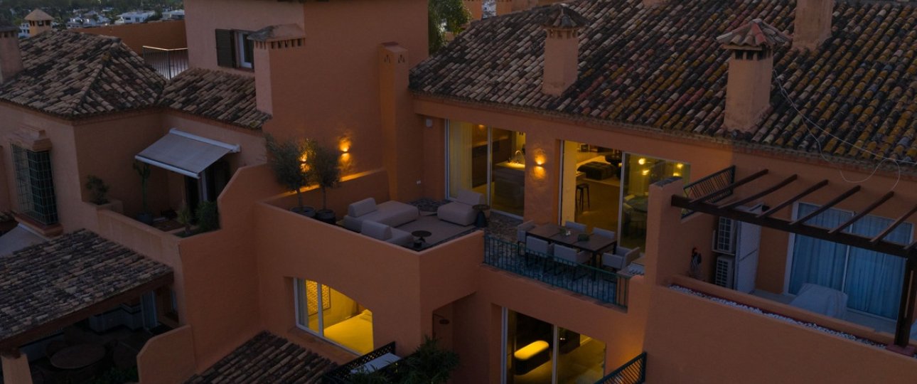 Resale - apartment - Marbella - Nueva Andalucía